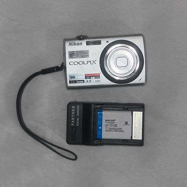 (작례O) 니콘 쿨픽스 S220 디지털카메라 빈티지디카
