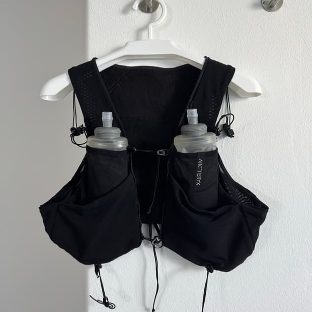 아크테릭스 노반7 베스트 Norvan 7 Vest