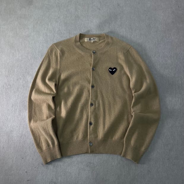 W 95 꼼데가르송 베이지 하트와펜 울 가디건