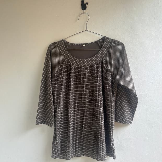 땡땡이 블라우스