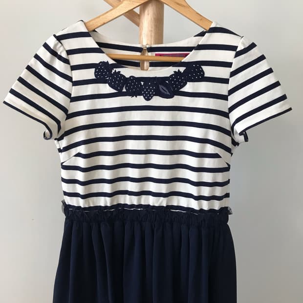 DOLLY GIRL by ANNA SUI 딸기 스트라이프 원피스