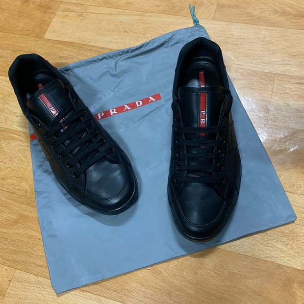 PRADA 프라다 스포츠 로우탑 스니커즈(올-레더)8.5 사이즈