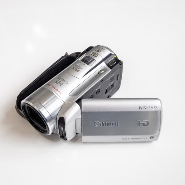 Canon Ivis HF M32 / 빈티지 디지털 캠코더