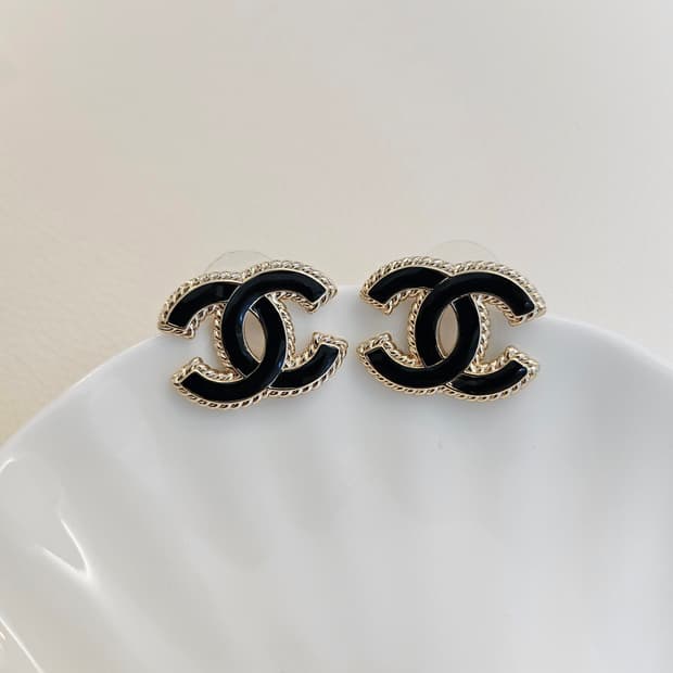 샤넬 블랙CC  체인장식 샴페인골드 귀걸이  업사이클링