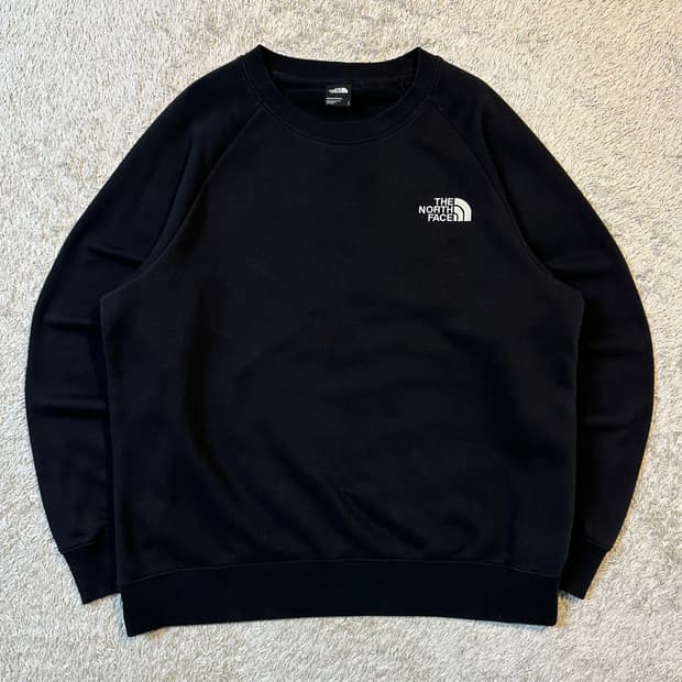 노스페이스 로고 맨투맨 블랙