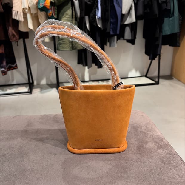 LEMELS 레멜 여성 카멜 스웨이드 소가죽 토트백