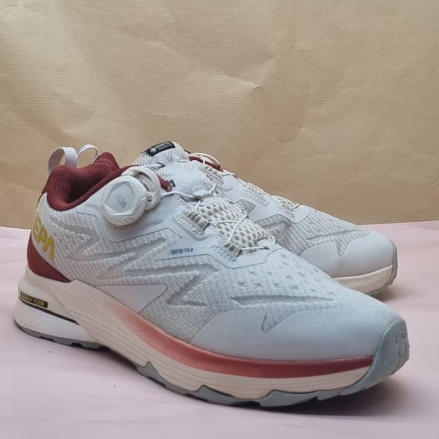 네파 고어텍스 여성하이킹화240