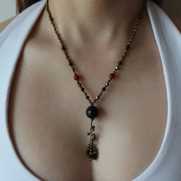 black bead tessle necklace