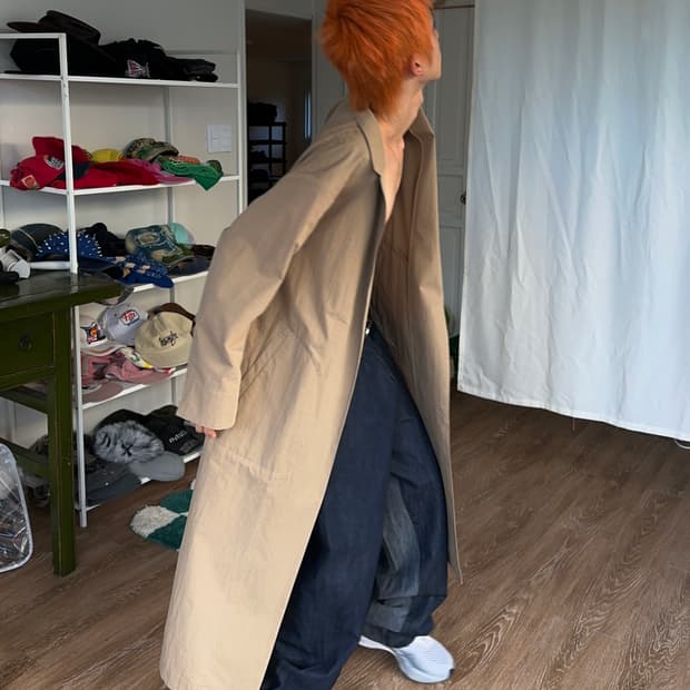 IENA 버튼 리스 코트