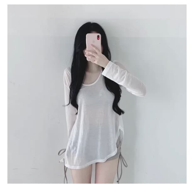 시스루 사이드 버튼 유넥 슬리브 - 화이트