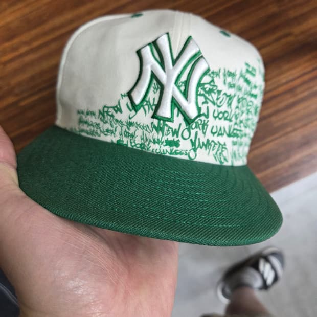 뉴에라 뉴욕양키즈 레터링 스냅백 모자 60.6cm