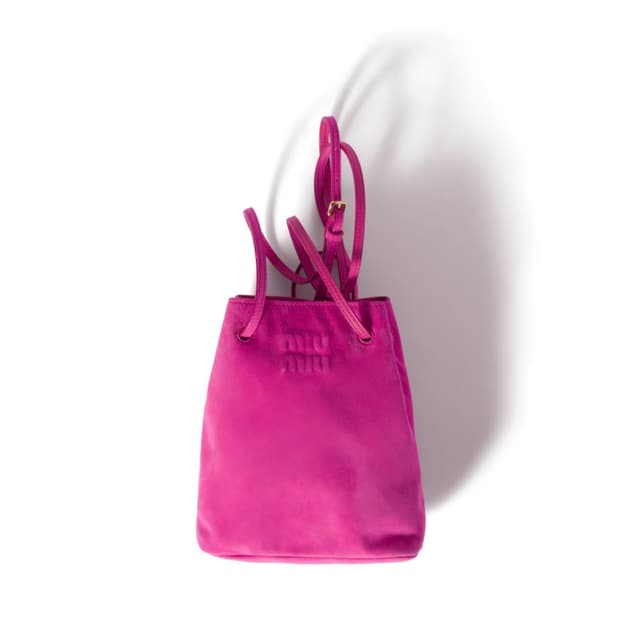 미우미우 미니백 새상품