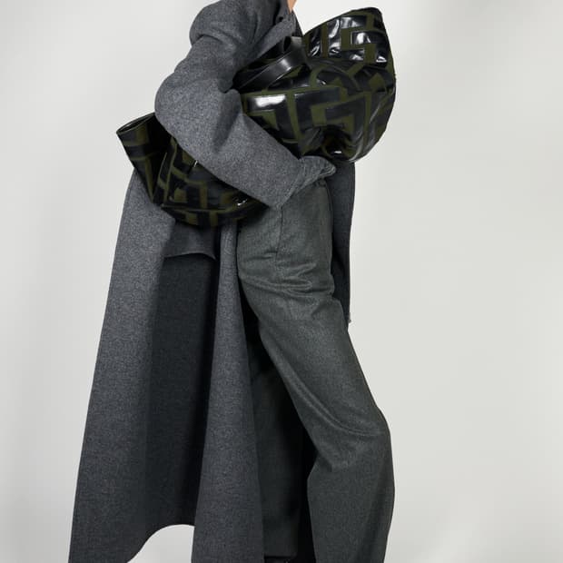 셀린느 by 피비 파일로 PF18 딜리버리 스니커즈