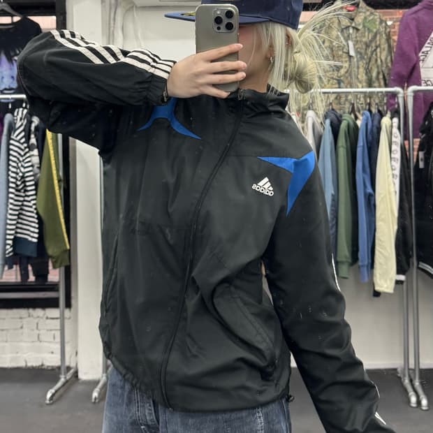 아다다스 올드스쿨 바람막이