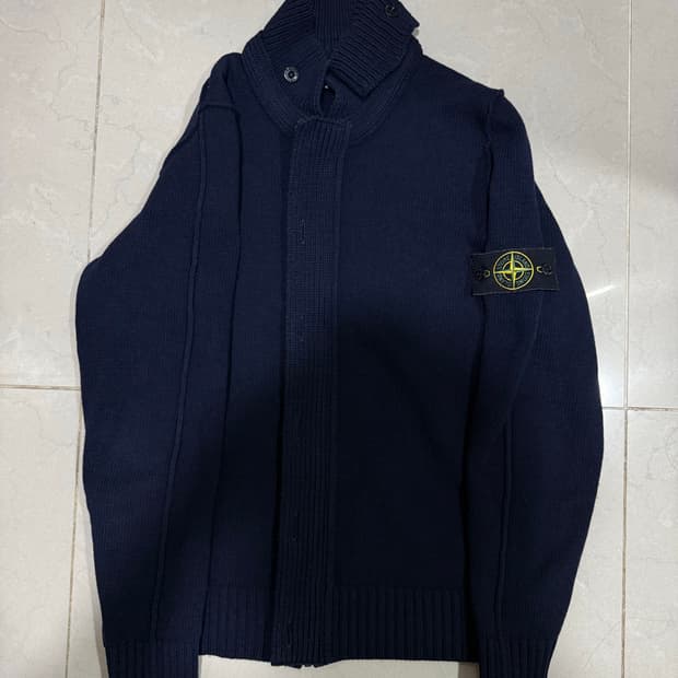 [당일출고,L사이즈] 스톤아일랜드 램스울 니트 가디건