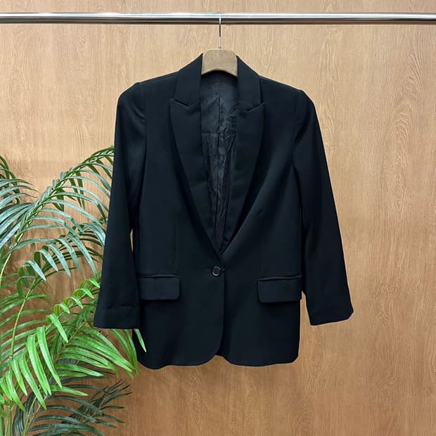 쟈딕 앤 볼테르 테일러드 자켓 비즈 크리스탈 스트라스 로고 디테일 블랙