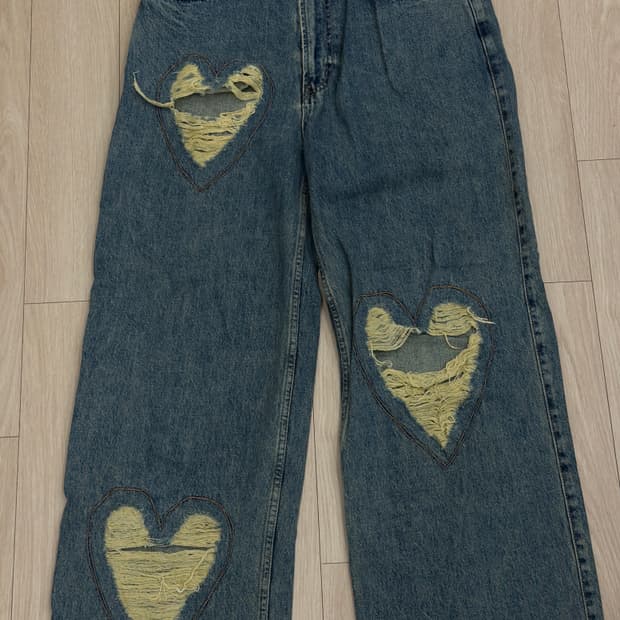 THE MUSEUM VISITOR 하트 데님 와이드 팬츠 M