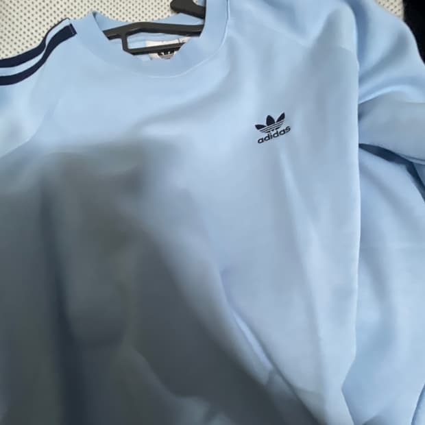 아디다스 아디컬러 클래식 3S 크루 JN7026