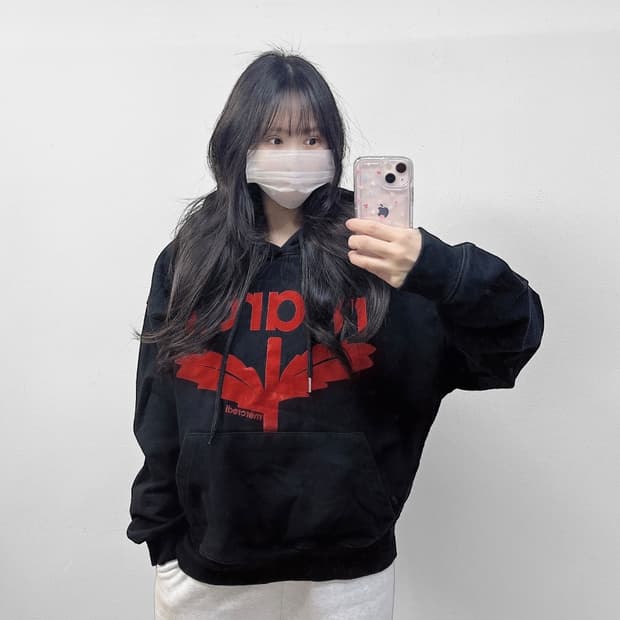 마르디메크르디 악티프 맨투맨 블랙