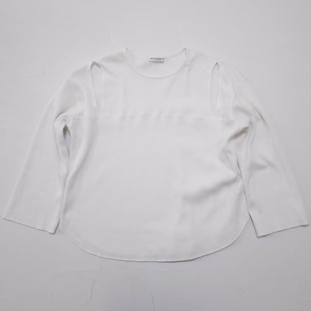 유나이티드애로우즈 오프 숄더 와플 니트