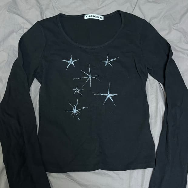 chicks 슬림핏 프린팅 롱슬리브 긴팔티