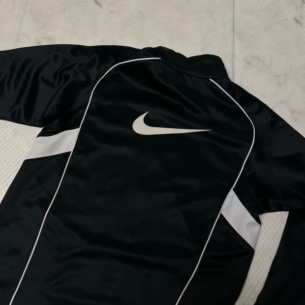 급매 ★오버핏★ 나이키 빅스우시 트랙탑 져지 Y2K 블록코어