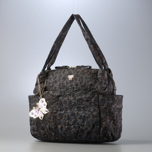 안나수이 나비 나일론 퀼팅 토트백