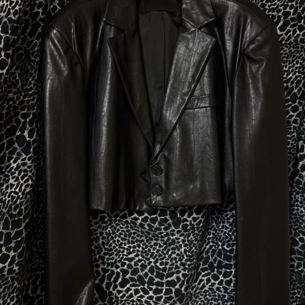 오버핏 램가죽 코팅 레더 크롭 숏자켓