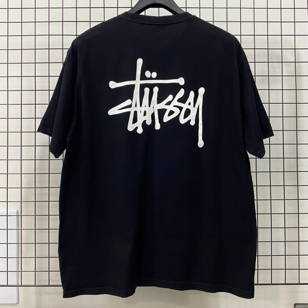 스투시 베이직 스탁 로고 반팔 티셔츠
