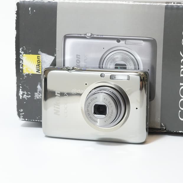 니콘 쿨픽스 S02 (신품급 컨디션)