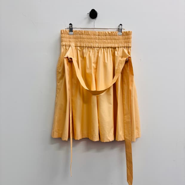 시스템(SYSTEM) 페이크 레더 밴딩 하프 팬츠 피치