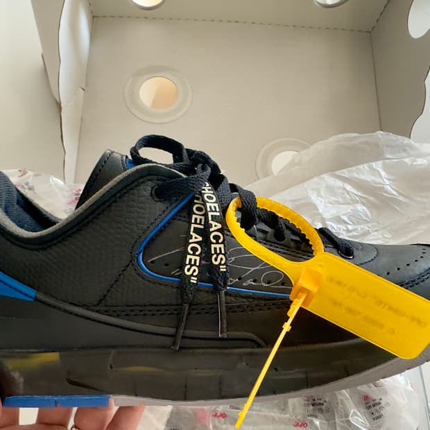 나이키 조던 2 X 오프화이트 (265)