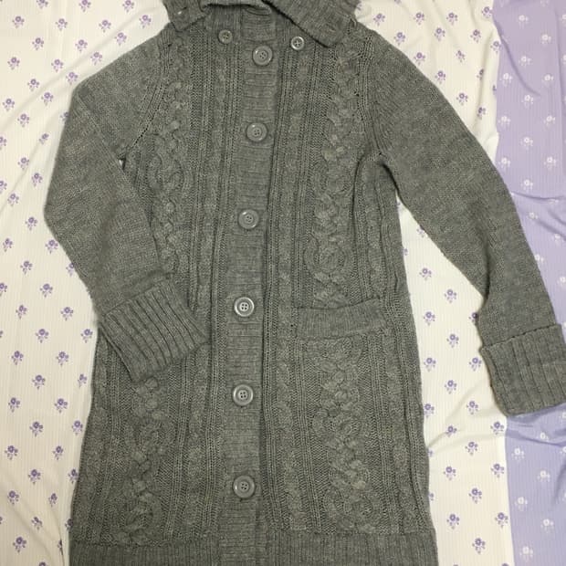 Button-up knit cardigan