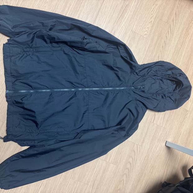 무탠다드 바람막이