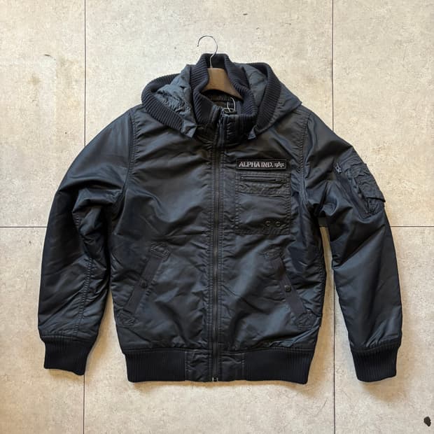 알파 인더스트리 후드 항공점퍼 블랙