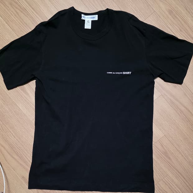 X)꼼데가르송 베이직 로고 반팔티