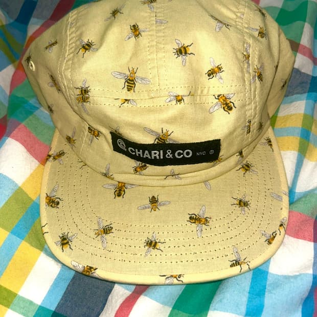 Chari&co Honeybee cap