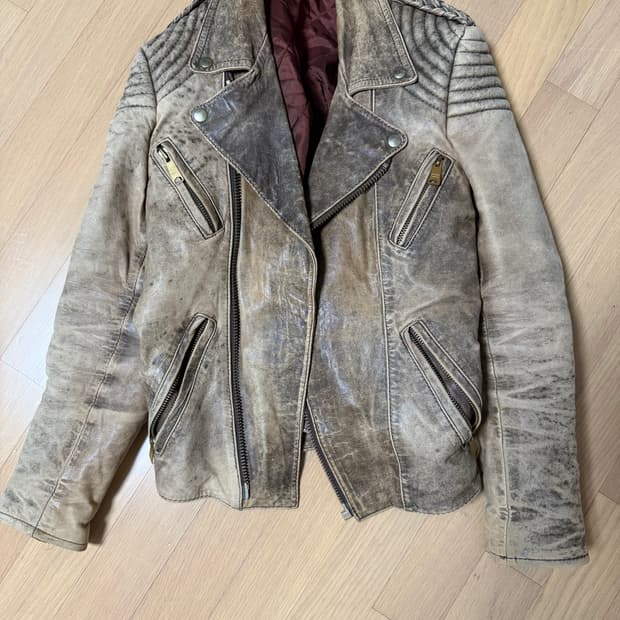 Grunge 00s embroidery design  jacket
