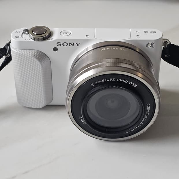소니 NEX-3N 미러리스 카메라