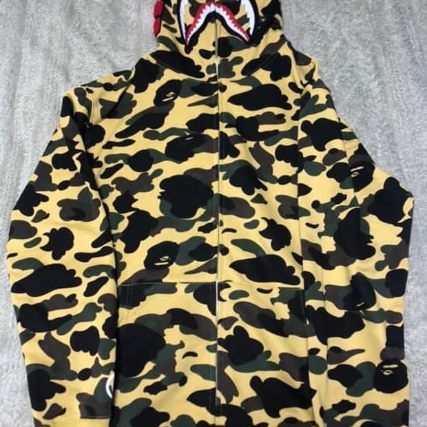 베이프 후드집업