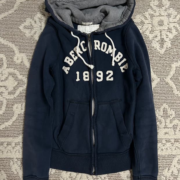 00’s 아베크롬비 머슬핏 네이비 스티치 후드집업