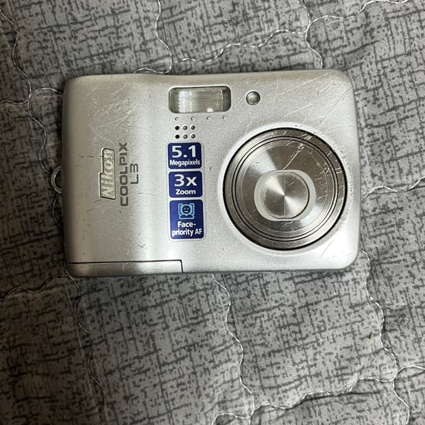 니콘 쿨픽스 L3 디카