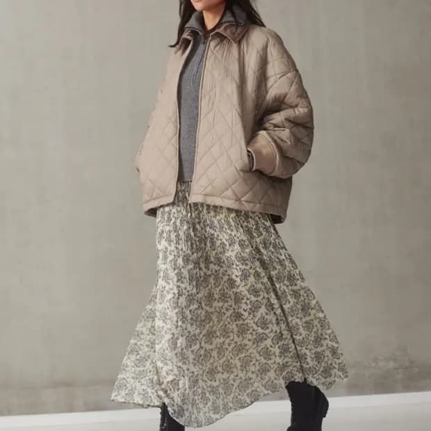 유니클로 C 2023 F/W 쉬폰스커트 S사이즈