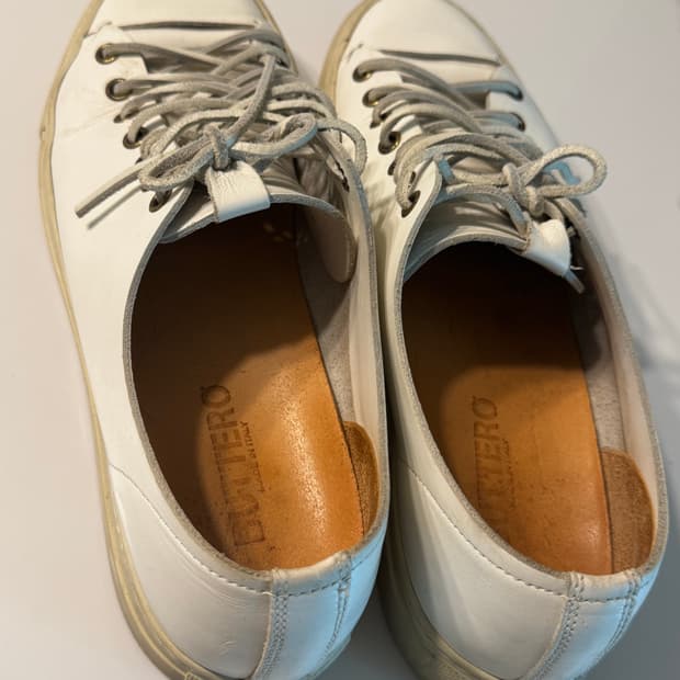 부테로 타니노 화이트 스니커즈 size 265