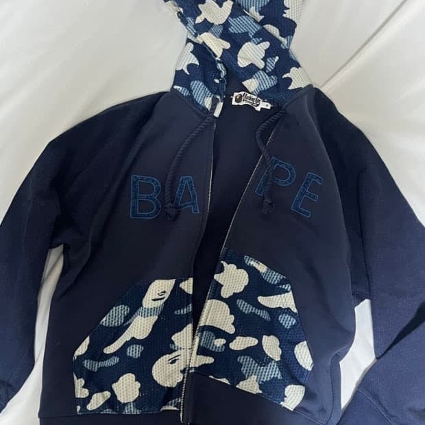 베이프 후드집업