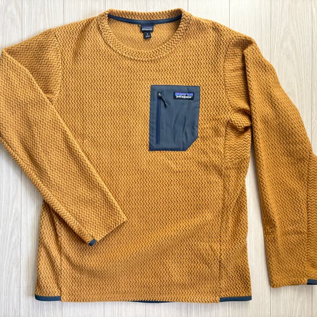 파타고니아 R1 에어 플리스 맨투맨 긴팔티