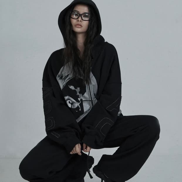 [구해요] 오도어 조디악 후드집업 블랙 