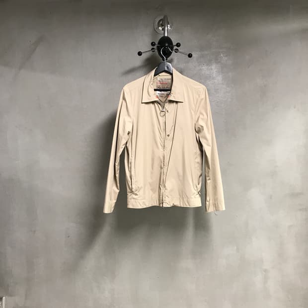 프라다 스포츠 베이지 자켓 48