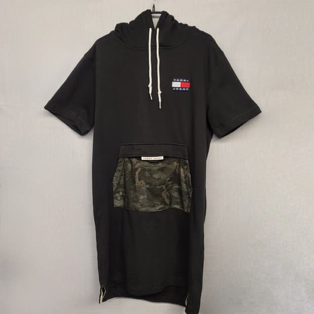 TOMMY JEANS