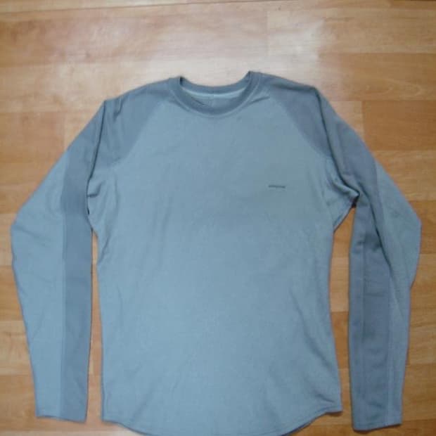 PATAGONIA 파타고니아 페이즈 롱 슬리브드 크루